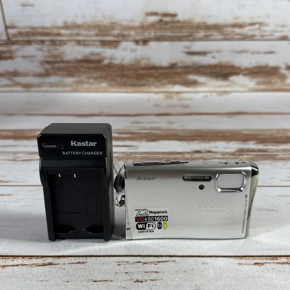Nikon Coolpix S50 Digital Camera For Parts Not Working Lens Error Dead Pixels